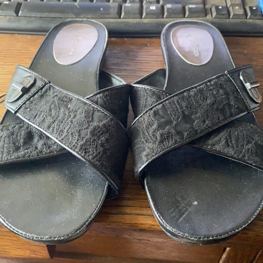 JM Collection Sandals sz. 7